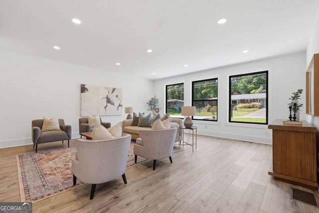 419 Westside Drive, Roswell, GA 30075