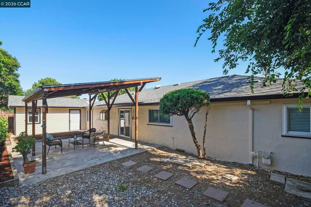70 Belinda Dr, Pleasant Hill, CA 94523