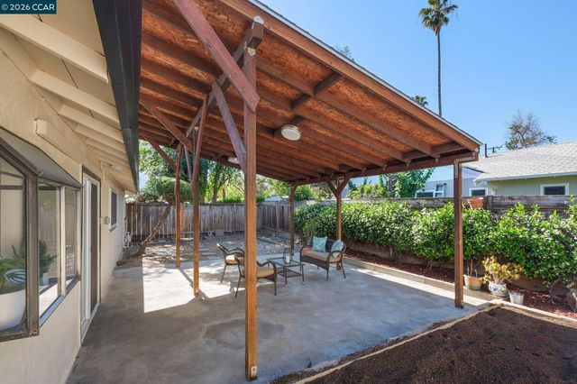 70 Belinda Dr, Pleasant Hill, CA 94523