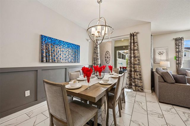 218 OCEAN COURSE AVENUE, Davenport, FL 33896