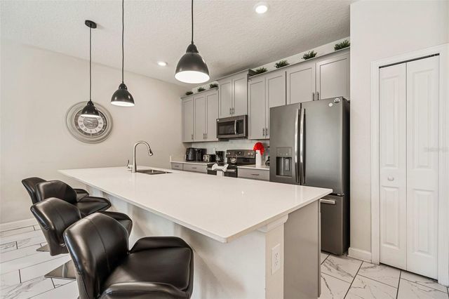 218 OCEAN COURSE AVENUE, Davenport, FL 33896