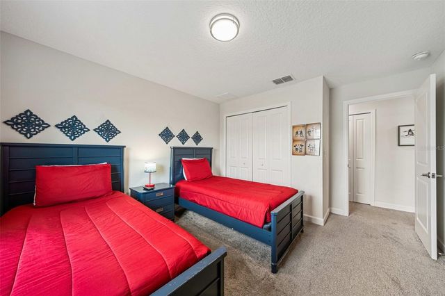 218 OCEAN COURSE AVENUE, Davenport, FL 33896