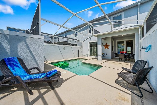 218 OCEAN COURSE AVENUE, Davenport, FL 33896