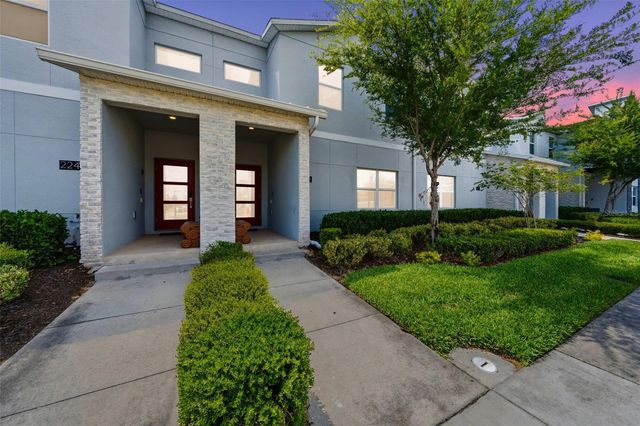 218 OCEAN COURSE AVENUE, Davenport, FL 33896