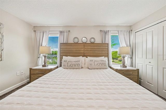 218 OCEAN COURSE AVENUE, Davenport, FL 33896