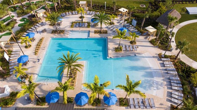 218 OCEAN COURSE AVENUE, Davenport, FL 33896