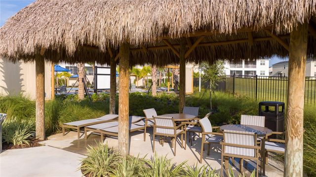 218 OCEAN COURSE AVENUE, Davenport, FL 33896