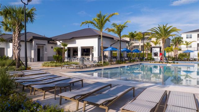 218 OCEAN COURSE AVENUE, Davenport, FL 33896