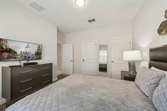 218 OCEAN COURSE AVENUE, Davenport, FL 33896