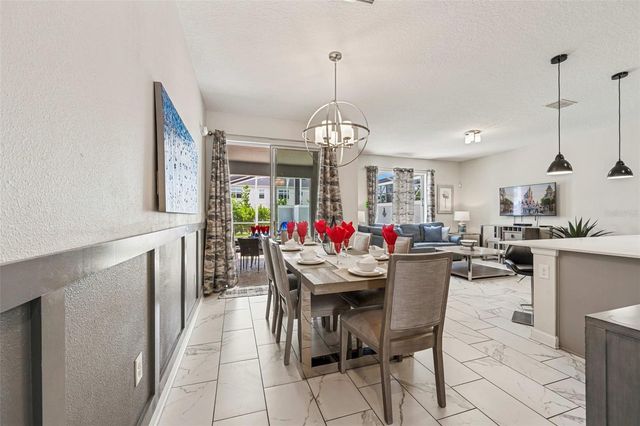 218 OCEAN COURSE AVENUE, Davenport, FL 33896