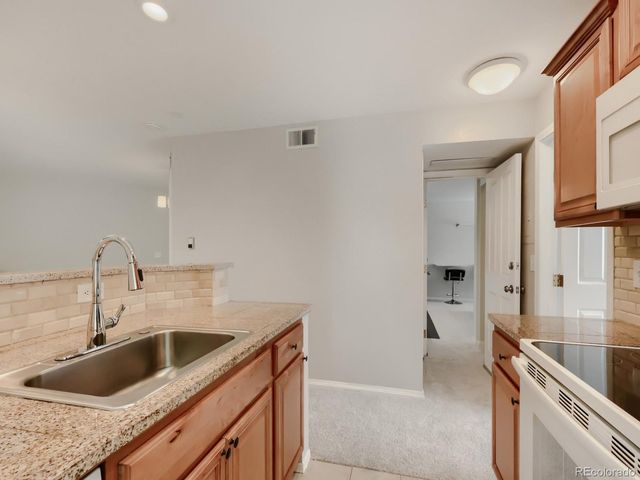 6380 S Boston St 8-283, Greenwood Village, CO 80111