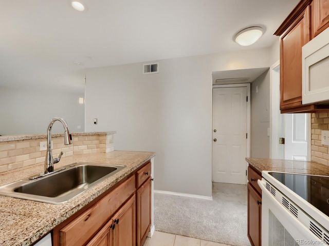 6380 S Boston St 8-283, Greenwood Village, CO 80111