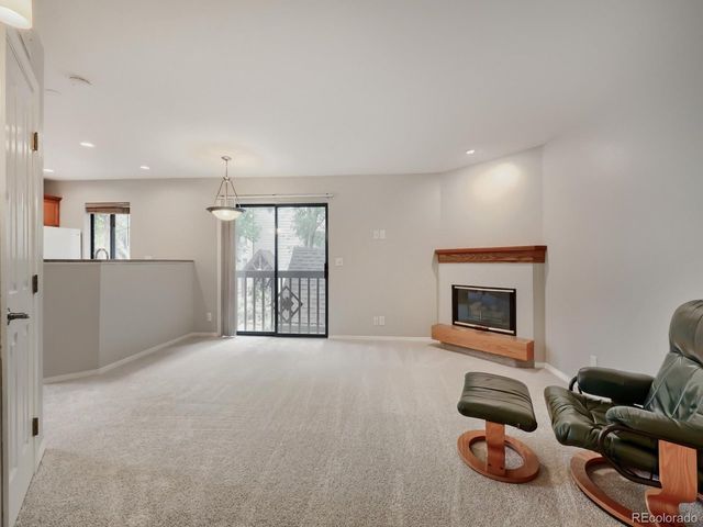 6380 S Boston St 8-283, Greenwood Village, CO 80111