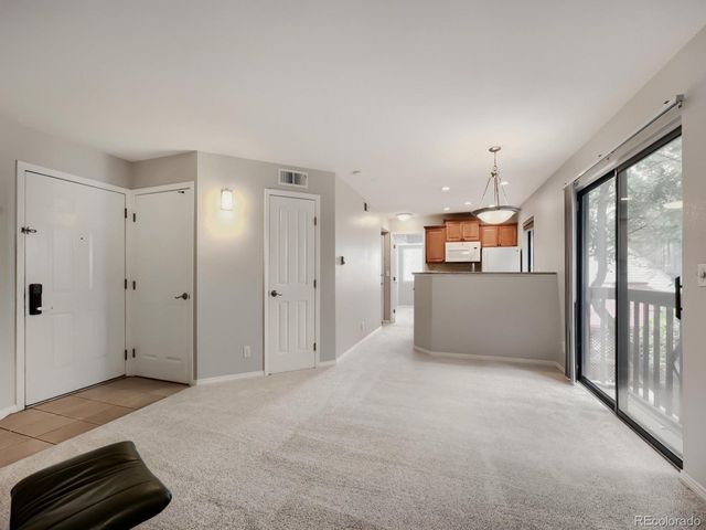 6380 S Boston St 8-283, Greenwood Village, CO 80111