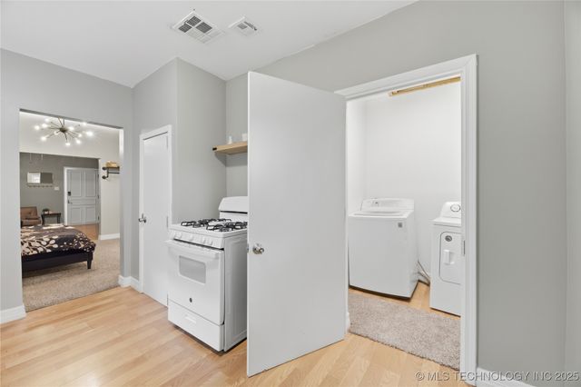 818 S Troost Avenue, Tulsa, OK 74120