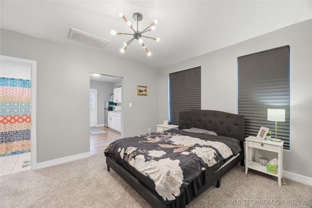 818 S Troost Avenue, Tulsa, OK 74120