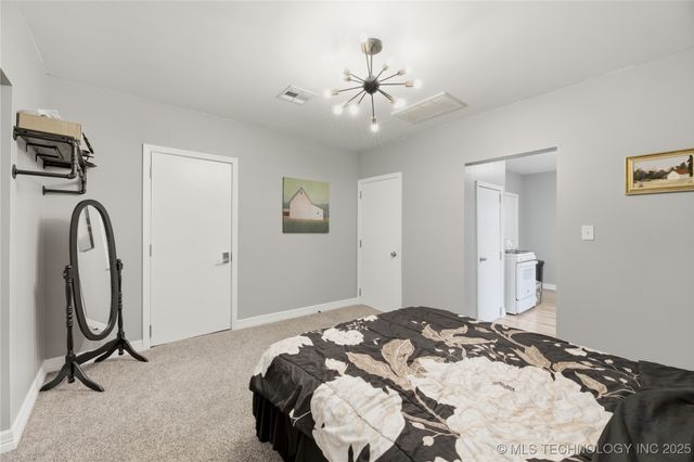 818 S Troost Avenue, Tulsa, OK 74120