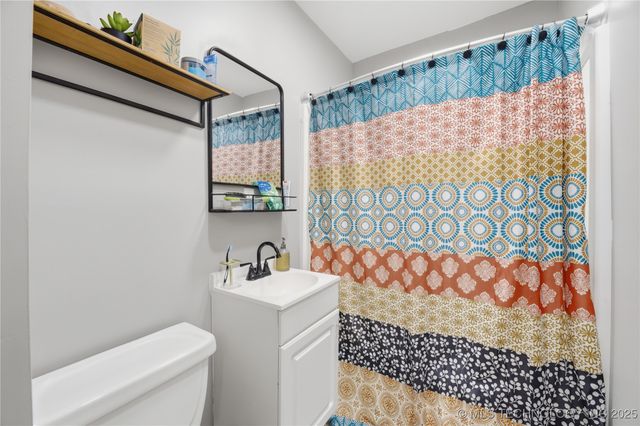 818 S Troost Avenue, Tulsa, OK 74120