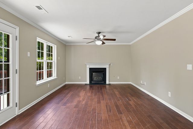2240 Hayward Ln, Spring Hill, TN 37174