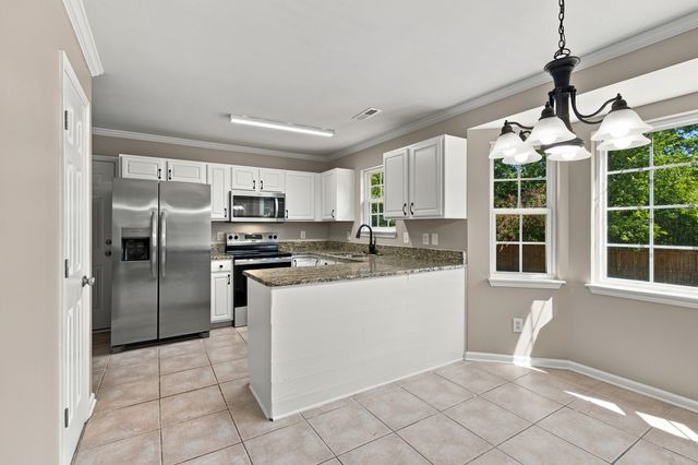 2240 Hayward Ln, Spring Hill, TN 37174