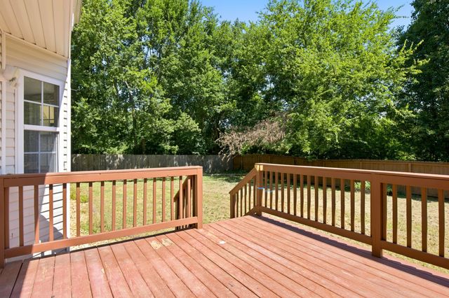 2240 Hayward Ln, Spring Hill, TN 37174