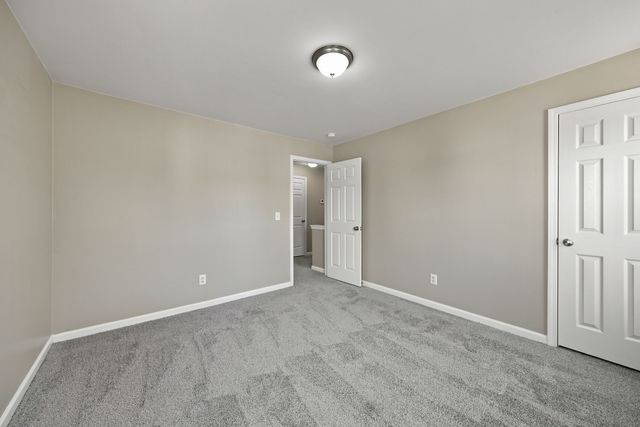 2240 Hayward Ln, Spring Hill, TN 37174