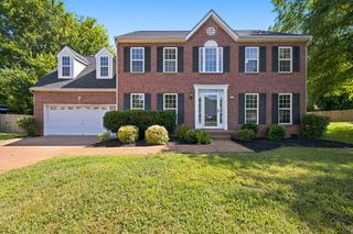 2240 Hayward Ln, Spring Hill, TN 37174