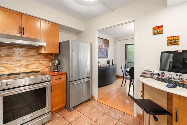 250 Hammond Pond Parkway 609S, Newton, MA 02467