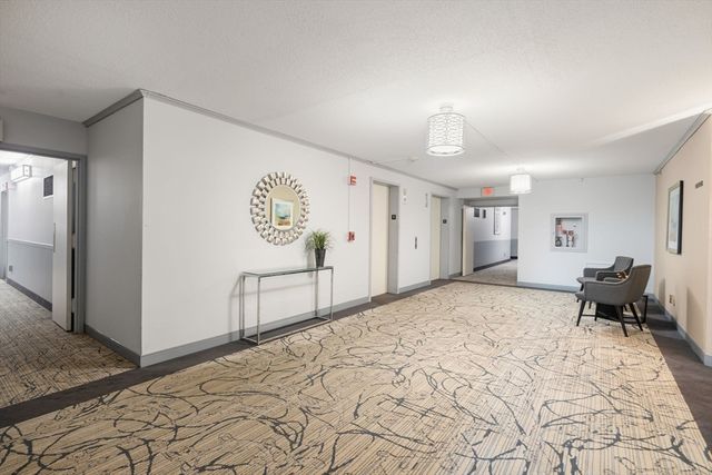 250 Hammond Pond Parkway 609S, Newton, MA 02467