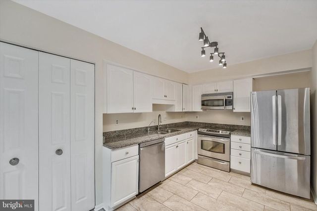 6274 WALKERS CROFT WAY, Alexandria, VA 22315