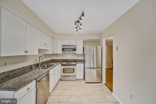 6274 WALKERS CROFT WAY, Alexandria, VA 22315