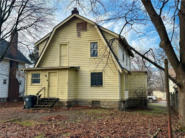 325 Grace Avenue, Akron, OH 44320