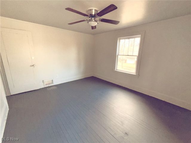 325 Grace Avenue, Akron, OH 44320