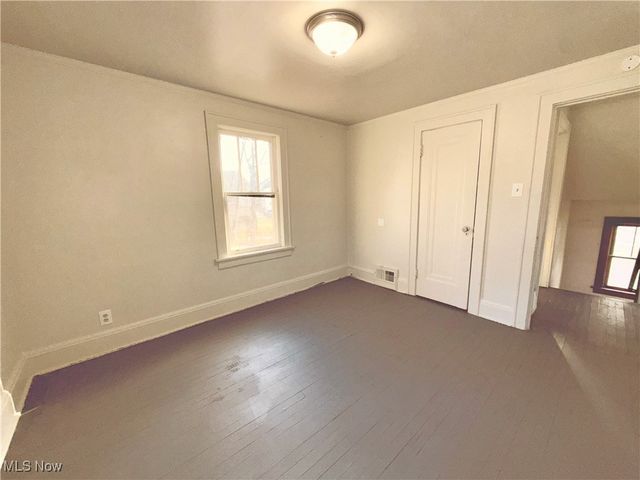 325 Grace Avenue, Akron, OH 44320