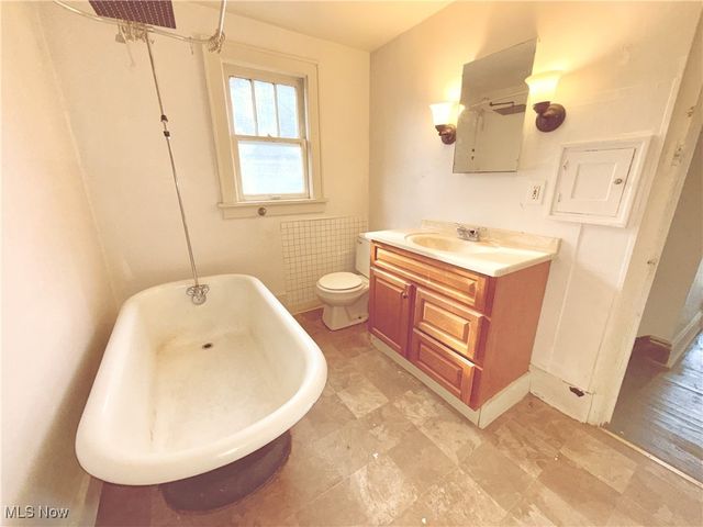 325 Grace Avenue, Akron, OH 44320