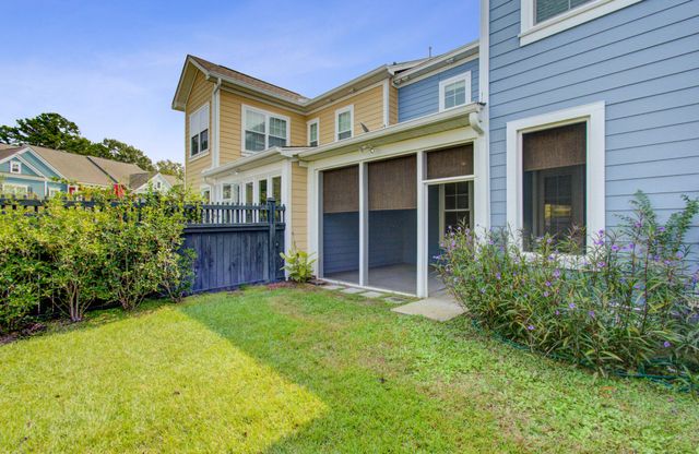 2005 Kings Gate Lane, Mount Pleasant, SC 29466