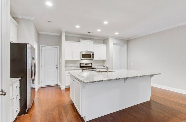 2005 Kings Gate Lane, Mount Pleasant, SC 29466