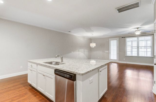 2005 Kings Gate Lane, Mount Pleasant, SC 29466