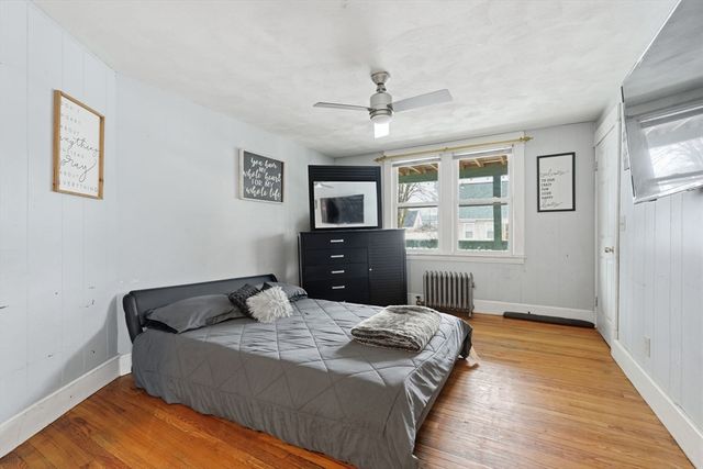 34 Savoy Ave, Springfield, MA 01104