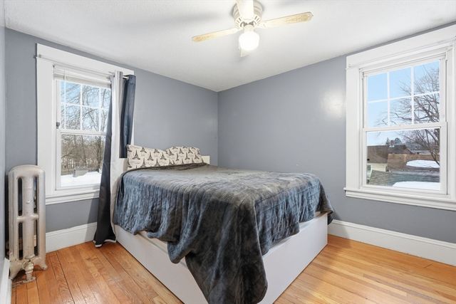 34 Savoy Ave, Springfield, MA 01104