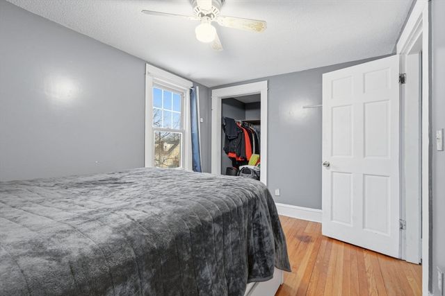 34 Savoy Ave, Springfield, MA 01104