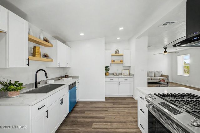 919 N Alder Avenue, Tucson, AZ 85705