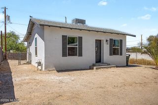 919 N Alder Avenue, Tucson, AZ 85705