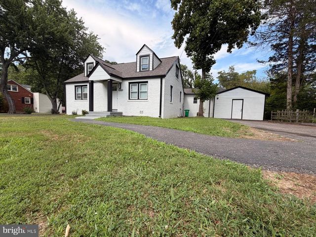 7516 BURGESS LN, Fort Washington, MD 20744
