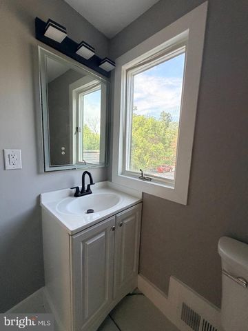 7516 BURGESS LN, Fort Washington, MD 20744