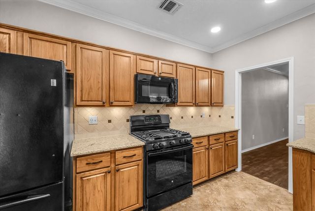 4704 Sabine Street, Fort Worth, TX 76137