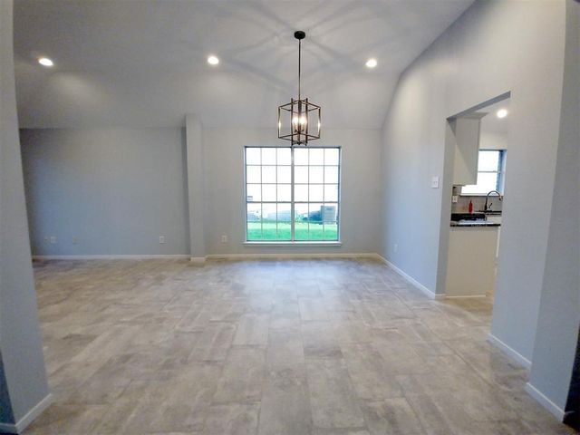 8911 Starlamp Lane, Houston, TX 77095