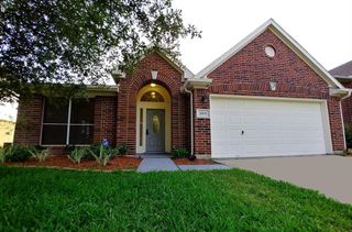 8911 Starlamp Lane, Houston, TX 77095
