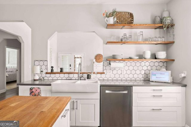 417 Ashburton Ave SE, Atlanta, GA 30317