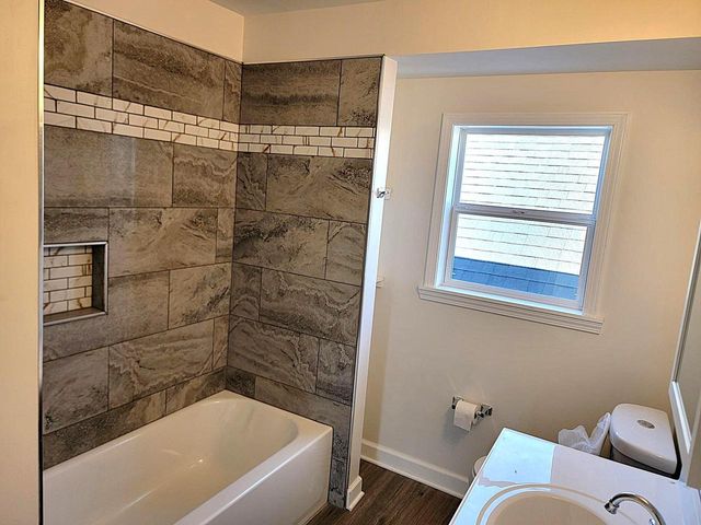 2606 Holton STREET, Milwaukee, WI 53212